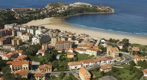 A pie de playa en Suances - Image 3