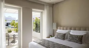 Santorini Heart Hotel & Spa - Image 2
