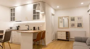 Manoni Ratiani's Guesthouse - Image 2