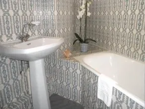 Lutece Hotel - Image 2