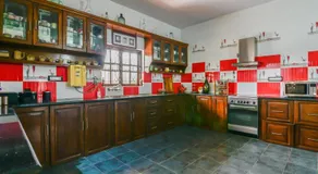 Villa - Sleeps 8 - Garden - Parking - Patio - Image 3