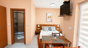 Apartmani Villa Amfora - Free Parking - Image 4
