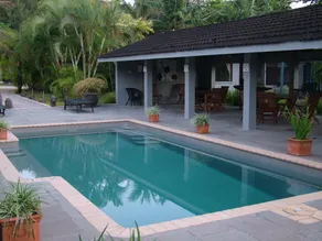 Pacific Lagoon Apartments - Image 4