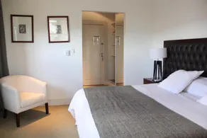 Real Hotel Luján - Image 2