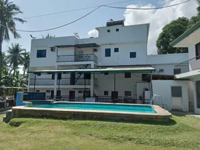 Rem's Virgin Island Hotel - Image 4