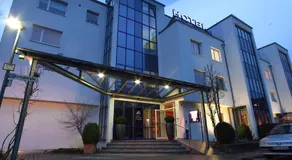 Hotel Am Park - Image 4