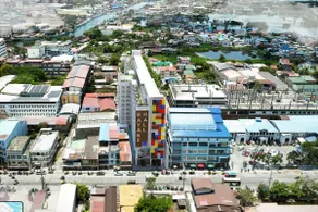 Affordable Aesthetic Condo w/ Hotel-like Amenities - Image 4