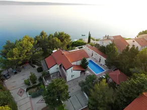 Ferienhaus in Starigrad am Strand - Image 2