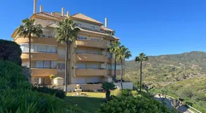 Luxury Apartment Elviria Hills - Stunning Views - Image 5