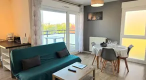 t2 lumineux avec balcon - Image 2