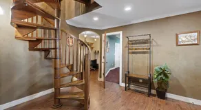 Entire 2br 2ba hilltop view home Sleeps 8 pets 4 acres Jacuzzi Central AC Kingbeds Office Free WiFi Parking Full Kitchen Refrigerator Washer Dryer Furnished Three 3 Large Sunset Dining Patios Grill Stovetop Oven Hiking Wildlife Firepit Quiet very Secluded - Image 5