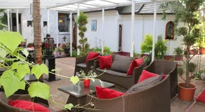 Hotel Attaché - Image 3