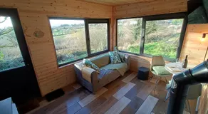 The Nest - Secluded Cabin with Panoramic Views - Image 4