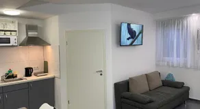 N27 City Stay - Apartment Near Main Station - 24h Self-Check-in - Image 5