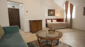 Hotel CENTRAL Balchik - Image 2