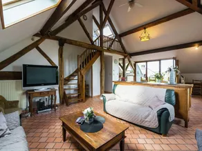Peaceful Fontenelle Farmhouse - Image 2