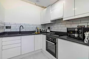 The Garden Apartment, West Bridgford Free Parking - Image 4