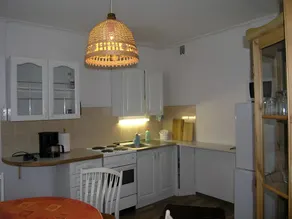 Kohtu Apartment Cozy - Image 5