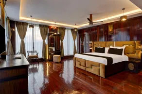 Super Townhouse NK Vivanta Luxury Rooms - Image 2