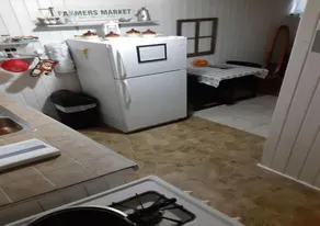quaint & cozy near offutt(basement apt no shares) - Image 1