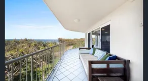 3 Bedroom Beachfront Rooftop Penthouse With Private Sunshine Coast - Image 4
