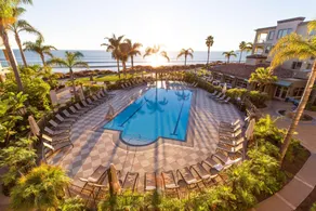Dolphin Bay Resort and Spa - Image 2