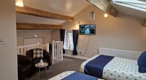 Fairladies Barn Guest House - Image 2