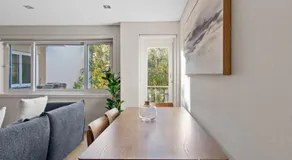 Clovelly Coastal Escape - Near Bondi Beach & Ocean Walks - Image 3