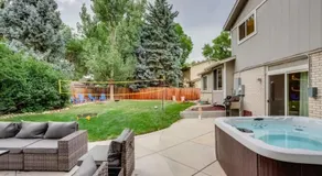 A Great Location Modern Home With A Hot Tub - Image 4