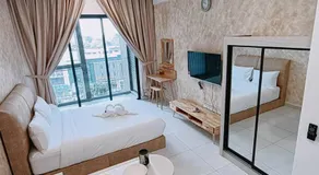 Cozy Sky Trees, Aeon, Netflix & Pool Views - Image 2
