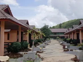 Needa Rock Resort - Image 2