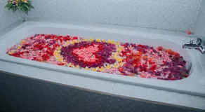 Kurnia Guest House & Spa - Image 3