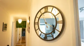Freshly Renovated Apartment on High Street - Image 5