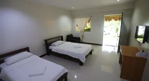 Meg's Resort - Image 2