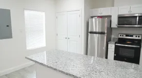 Urban 2BR Apartment Near Galleria & Downtown HTX - Image 4