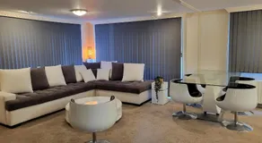 Deluxe Holiday Home - Image 3