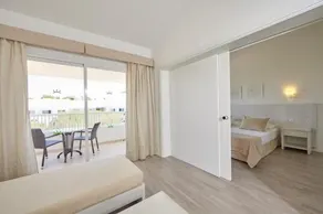 Aparthotel Prinsotel La Caleta - Image 1