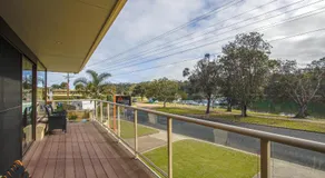 Hybiscus Waterfront Apartments - Image 5