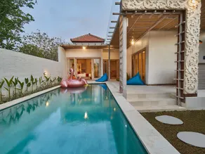 Nyang-Nyang Retreat - Image 5