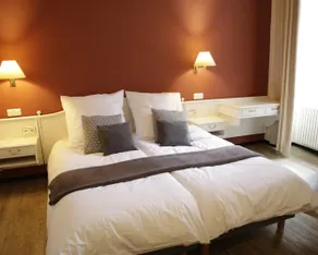 Z&B Hotel - Image 2
