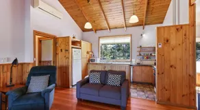 Halcyon - Peaceful Family Retreat - Image 3