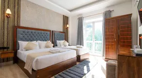 Twin Villa Red - Luxury Villa with Mountain View - Image 2