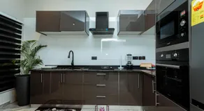 MODERN 2-BeDROOMS - Image 4