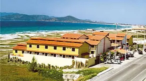 CABO FRIO CASA PARA 08 PESSOAS PRAIA DAS DUNAS RESIDENCIAL CLUb - Image 3