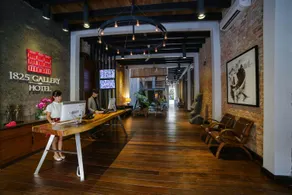 1825 Gallery Hotel - Image 2