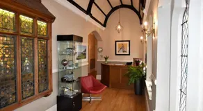 Taunton House Hotel - Image 2
