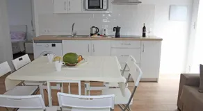 Apartamentos Angelita Plaza Beach - Image 3