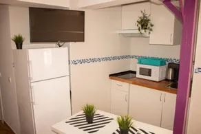 Malagueña Salerosa "Apartamento - estudio con terraza" En casa típica de 1 a 4 dormitorios - Image 4