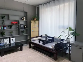 Four Seasons Boutique Hotel - Image 4