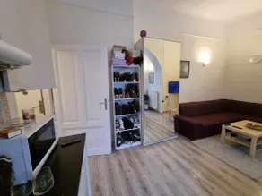 Colton Budapest Central Apartment - Image 3